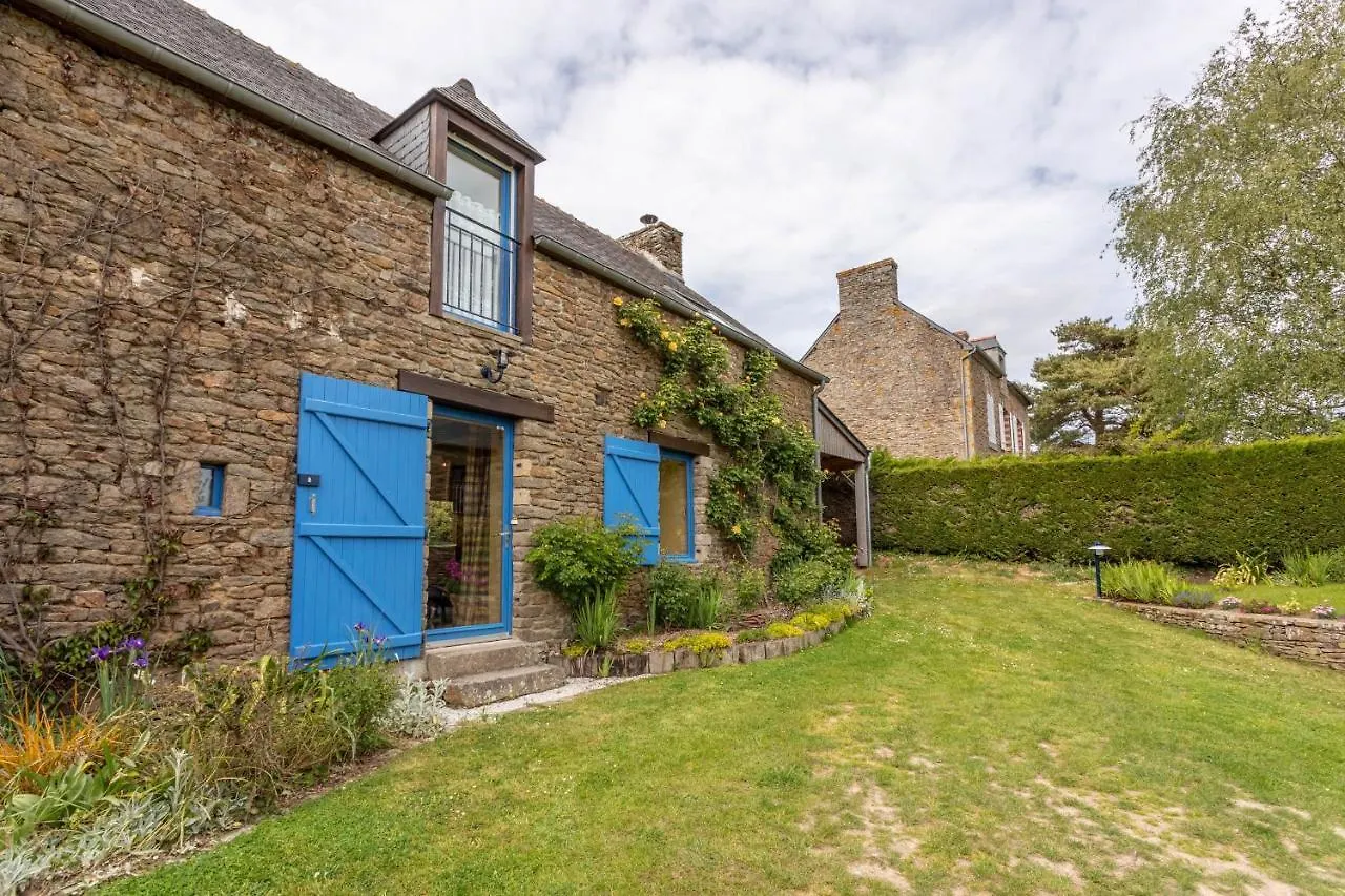 Holiday home La Maitrie Villa Plouer-sur-Rance